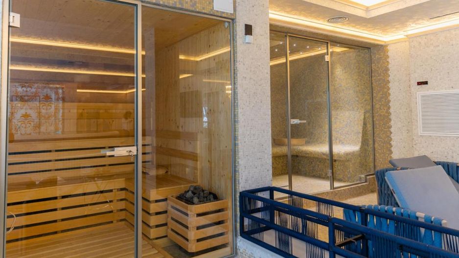 W REGAL Boutique Hotel & Spa – Mamaia - Poză 3
