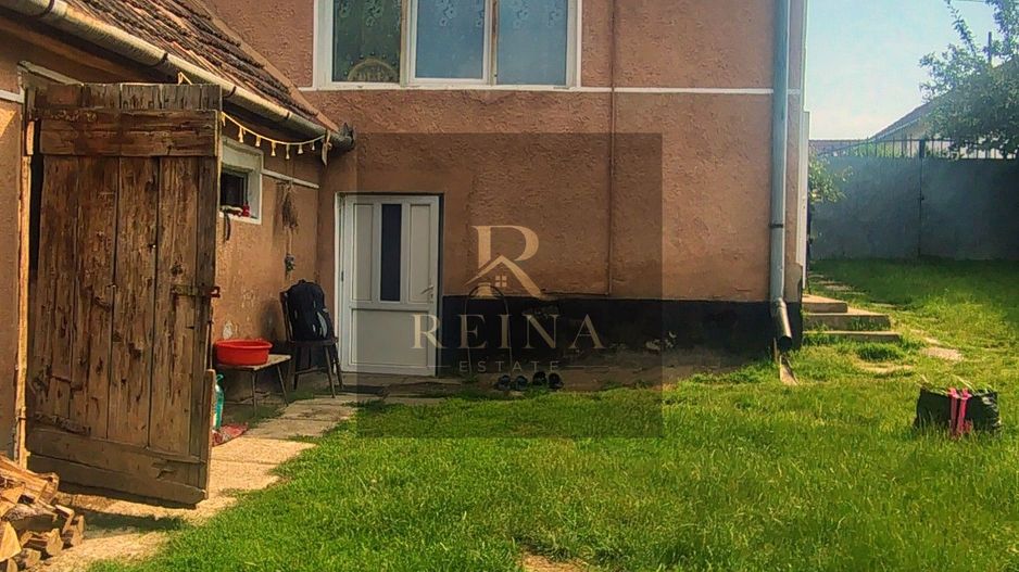 Casă cu teren 800 mp la 25 km de Sibiu – 3 camere - Poză 1