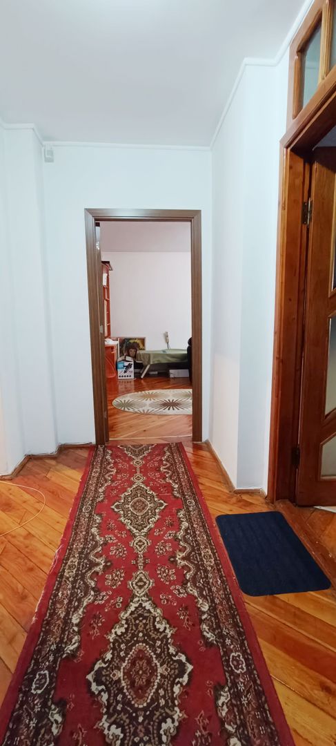 Apartament cu 3 camere decomandate,Carpatilor-Judetean - Poză 10