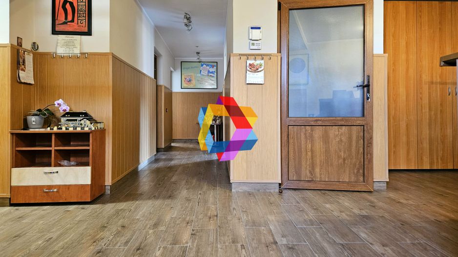 Casă plus Spațiu comercial  741 mp, Teren 906 mp Brasov - zona Blumana - Poză 15