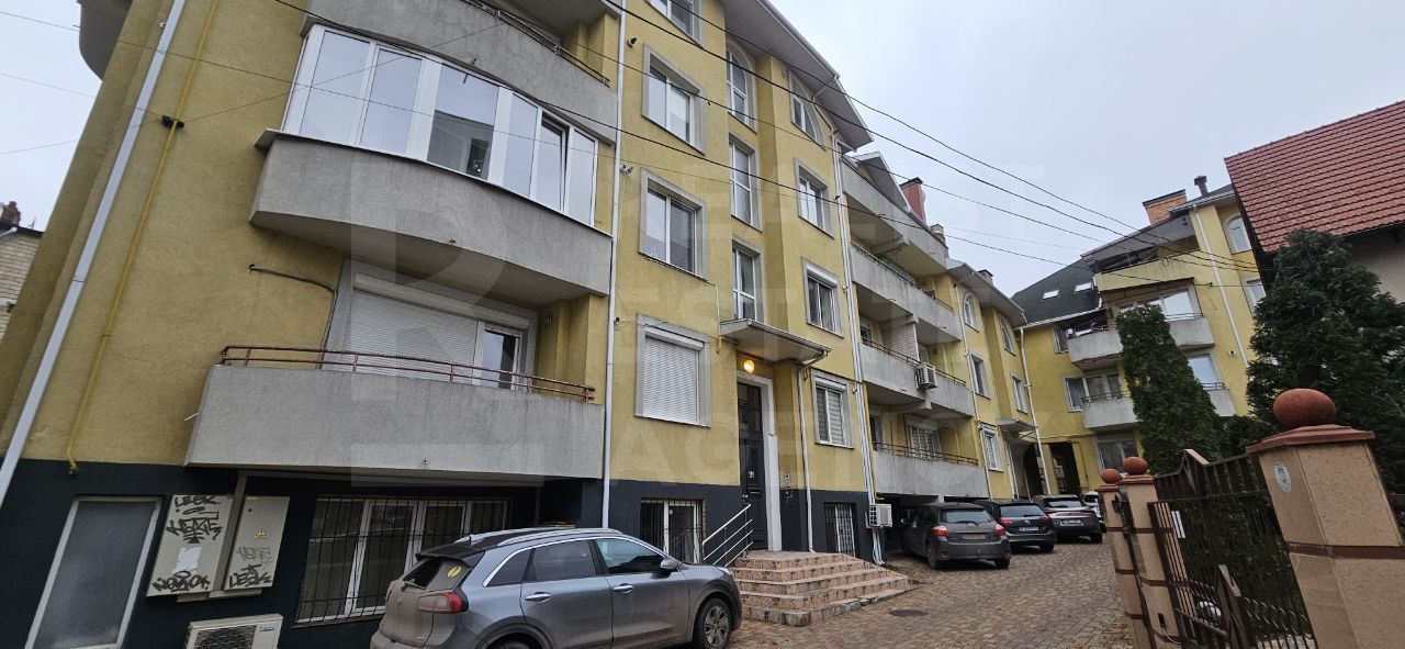 Chirie apartament, 3 camere, str. București, Centru - Poză 7