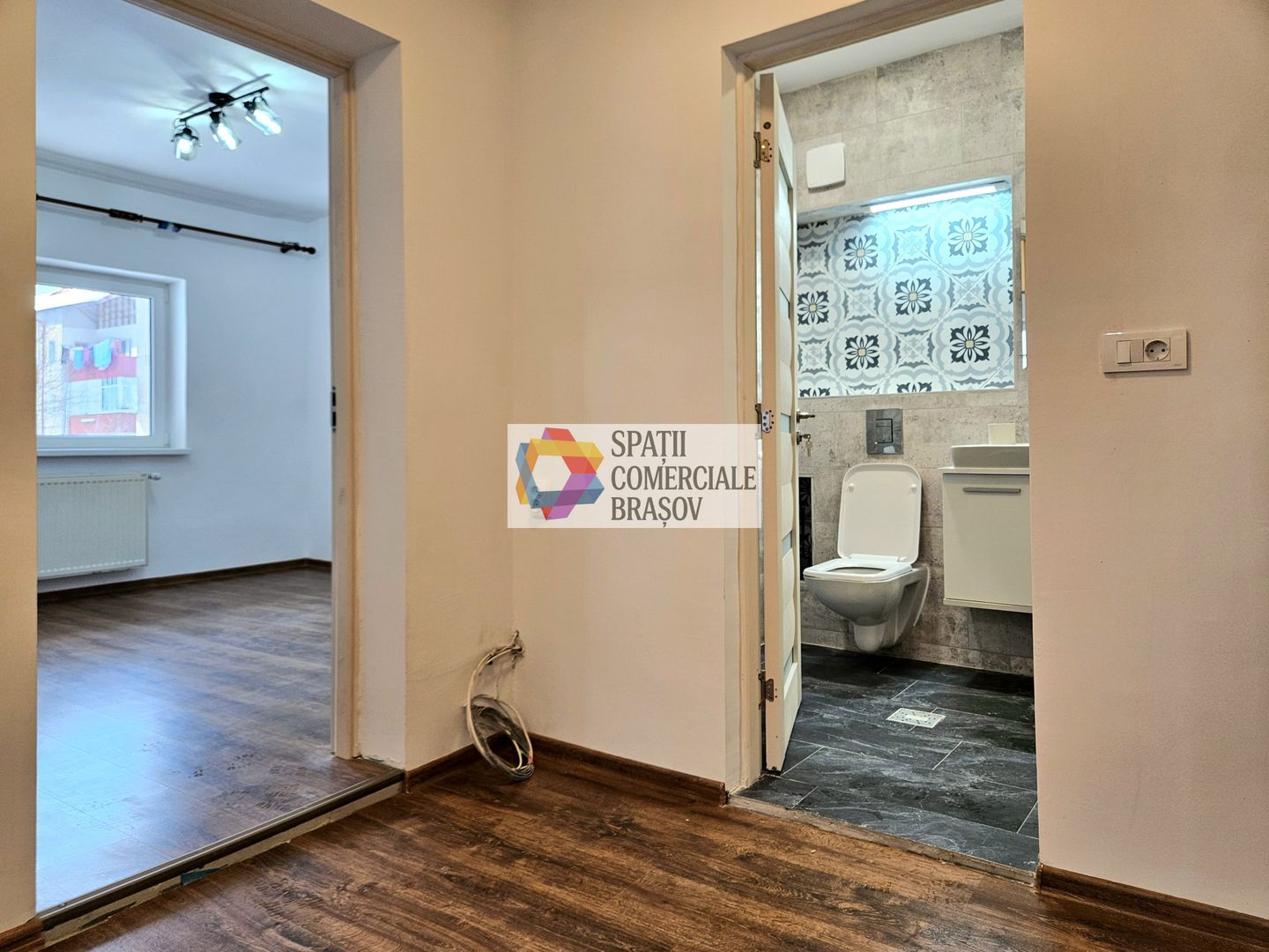 Apartament cu doua camere, zona Racadau 50 mp - Poză 1