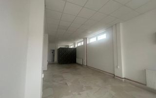 Spatiu comercial Selimbar 120 mp - vitrina la strada - zona Brana - Poză 3