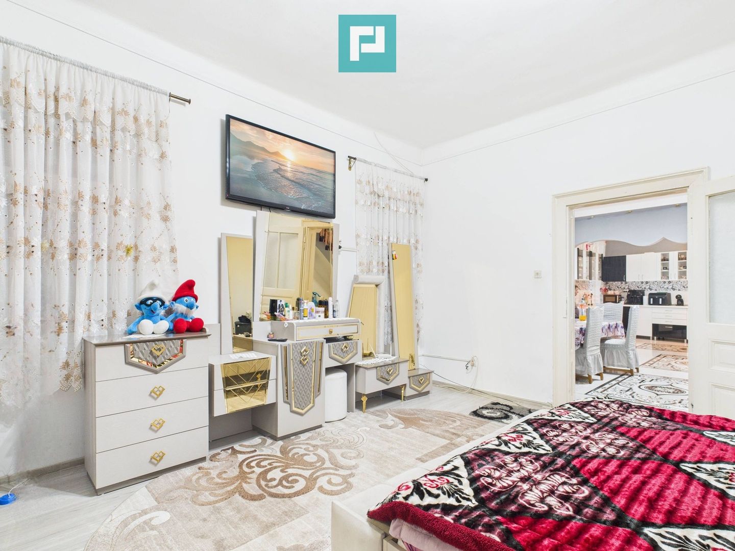 Două case, curte mare, lângă Castelul Huniazilor - Poză 13