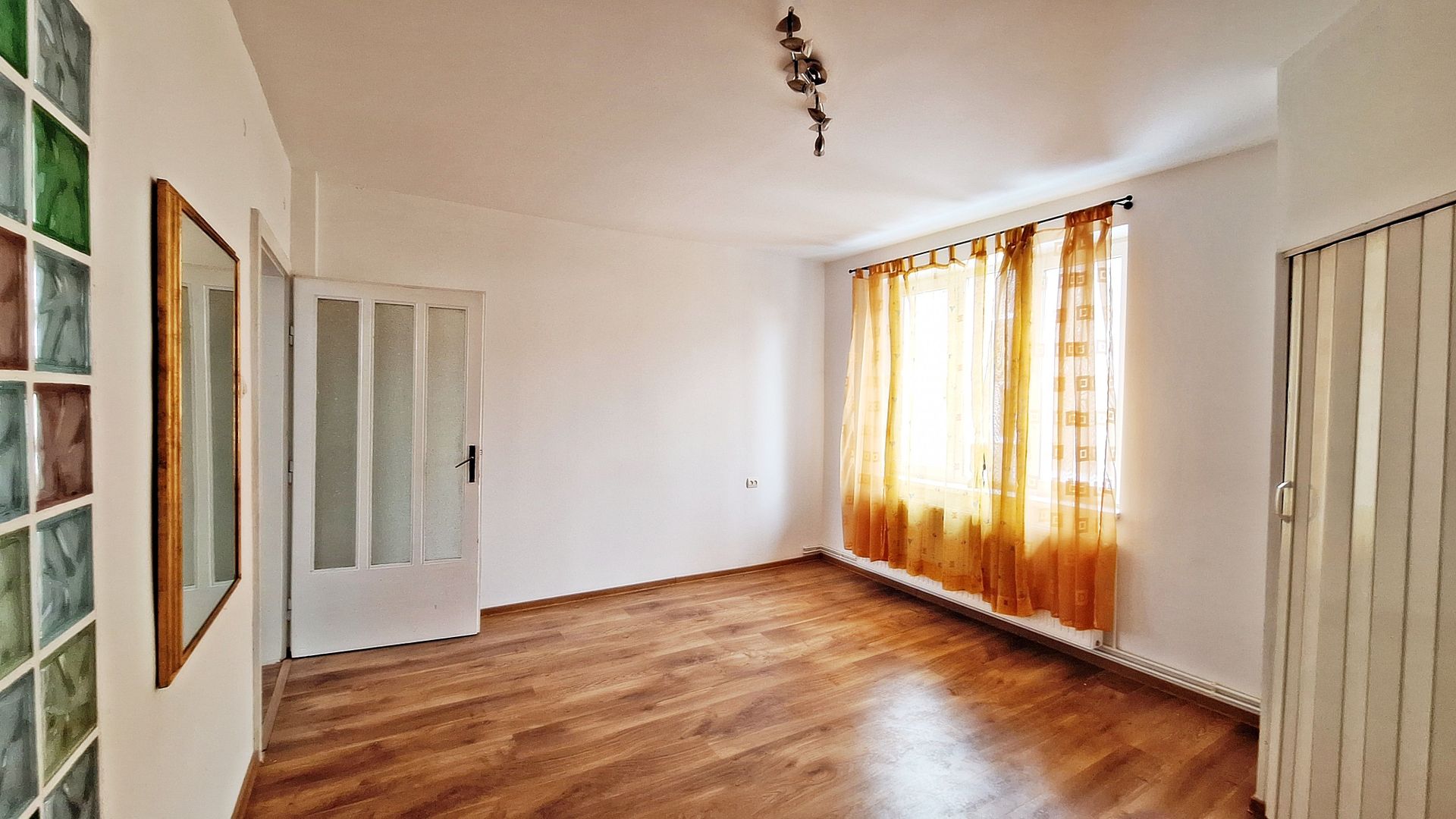 Dealul Cetatii, apartament in vila, ideal pentru vacanta, 53mp, pret 140000 euro - Poză 17