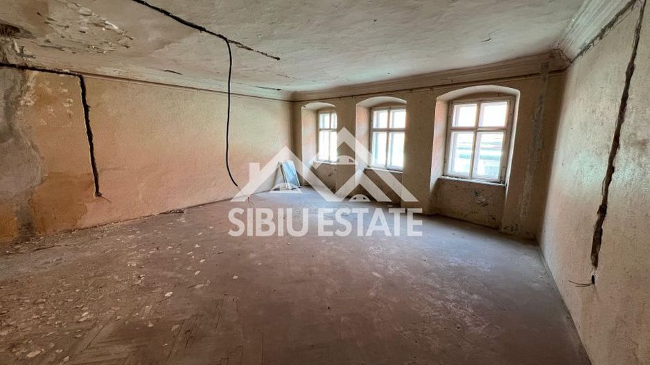 Imobil monument istoric de vânzare ,Strada Târgului, Sibiu - Poză 14