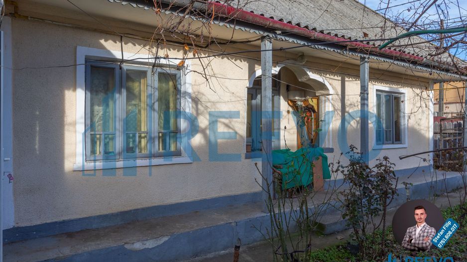 Casă și teren de vânzare, str Bucegi - Poză 4