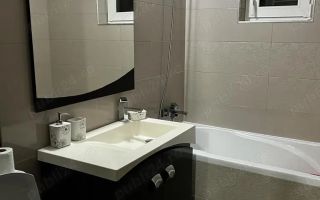 Apartament 3 camere, decomandat, zona Lunei - Poză 7