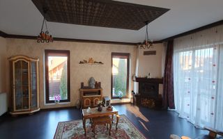 Casă individuală elegantă – Corunca, curte spațioasă - Poză 12