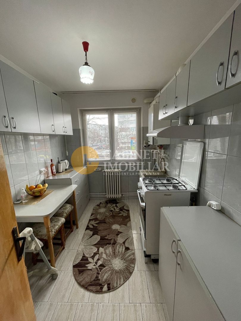 PODU ROS - 3 CAMERE - ETAJUL 1 - MOBILAT SI UTILAT - Poză 2