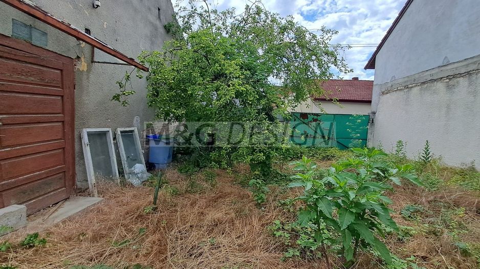 Casa Ronat -teren 670 mp - Poză 4
