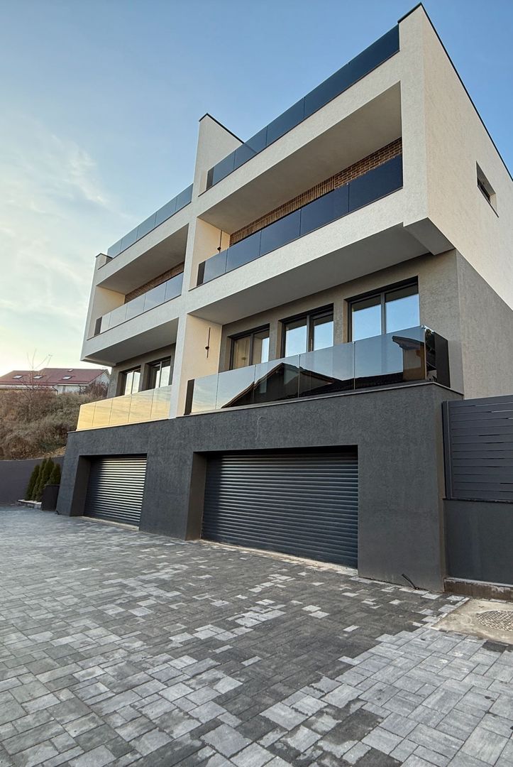 Duplex semifinisat, zona Donath Park - Poză 1