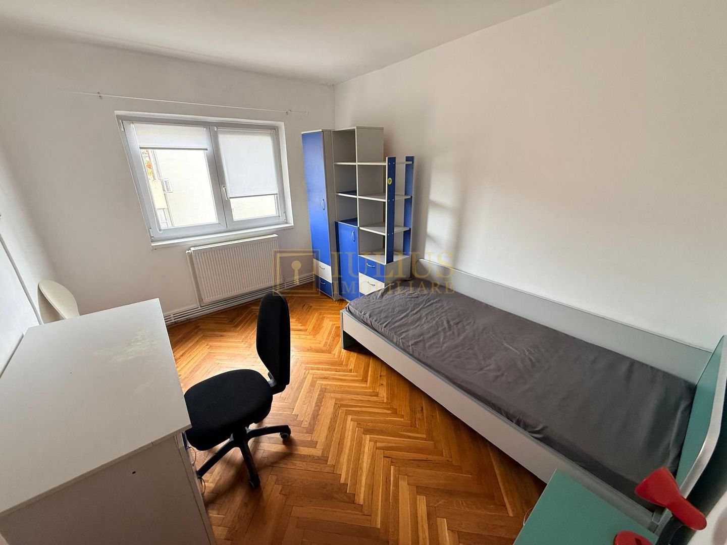 3 camere| 2 bai| Zona Soarelui| centrala proprie| ideal pentru o familie| - Poză 4