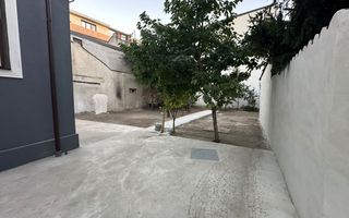 Vila Renovata | Parlament - Bd. Regina Maria | Curte 500mp - Poză 5