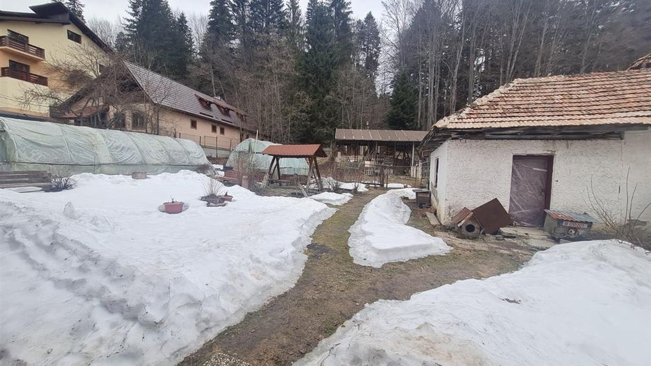 Vila multifunctionala in Predeal - oportunitate  resedinta si/sau afacere - Poză 27