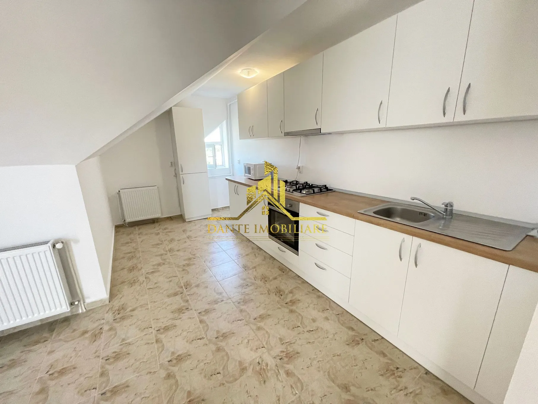 2 camere, mobilat modern, bloc nou, parcare, Floresti, zona VIVO — fotografia 1