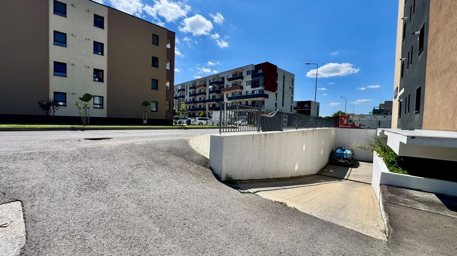 Apartament premium cu 4,5 camere  | 3 locuri de parcare subterane | Tractorul - Poză 22