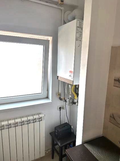 🏡 Închiriez Apartament cu 2 camere, centrală proprie, zonă liniștită - Poză 13