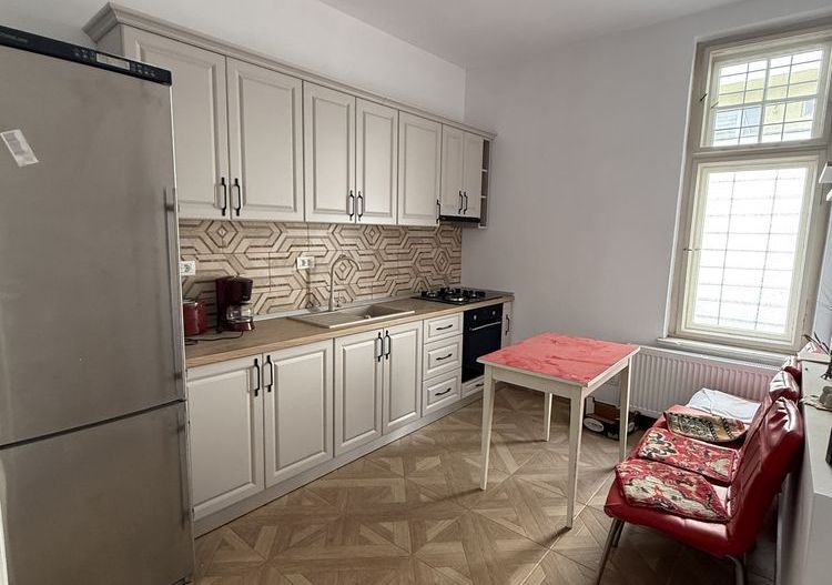 Casă de închiriat în Sebeș – zonă centrală - Poză 2