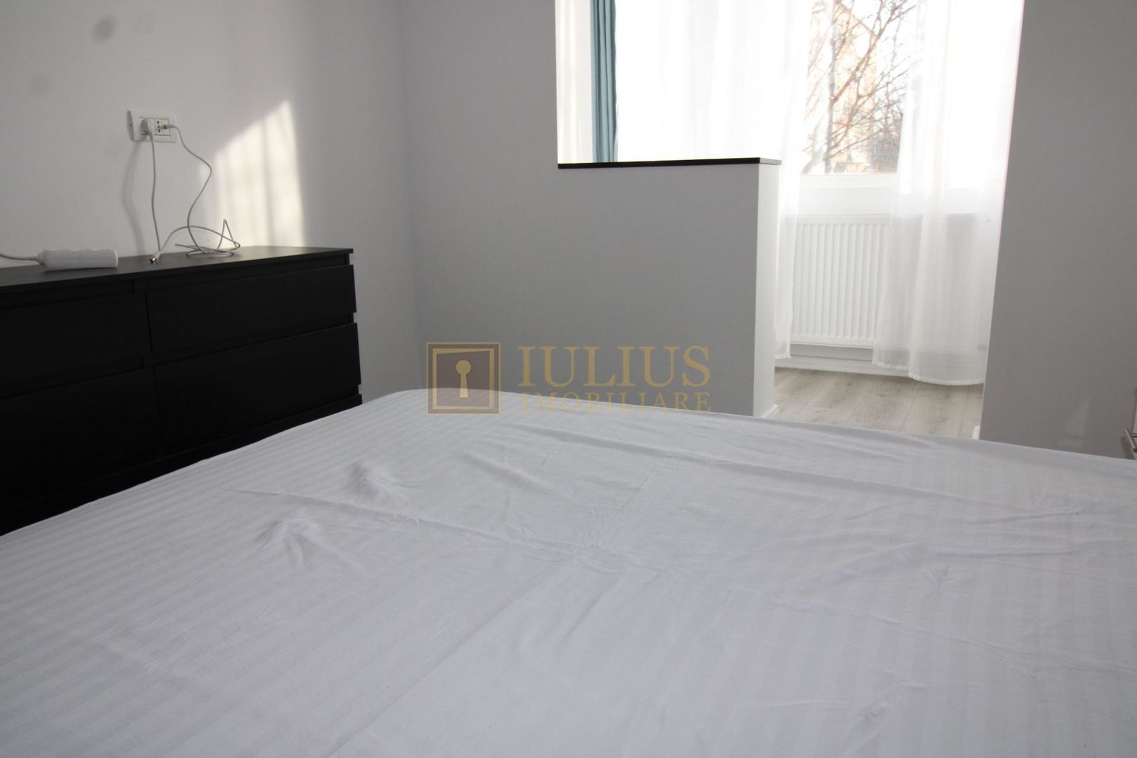3 camere, Bulevardul Cetatii, zona ideala, centrala proprie - Poză 11