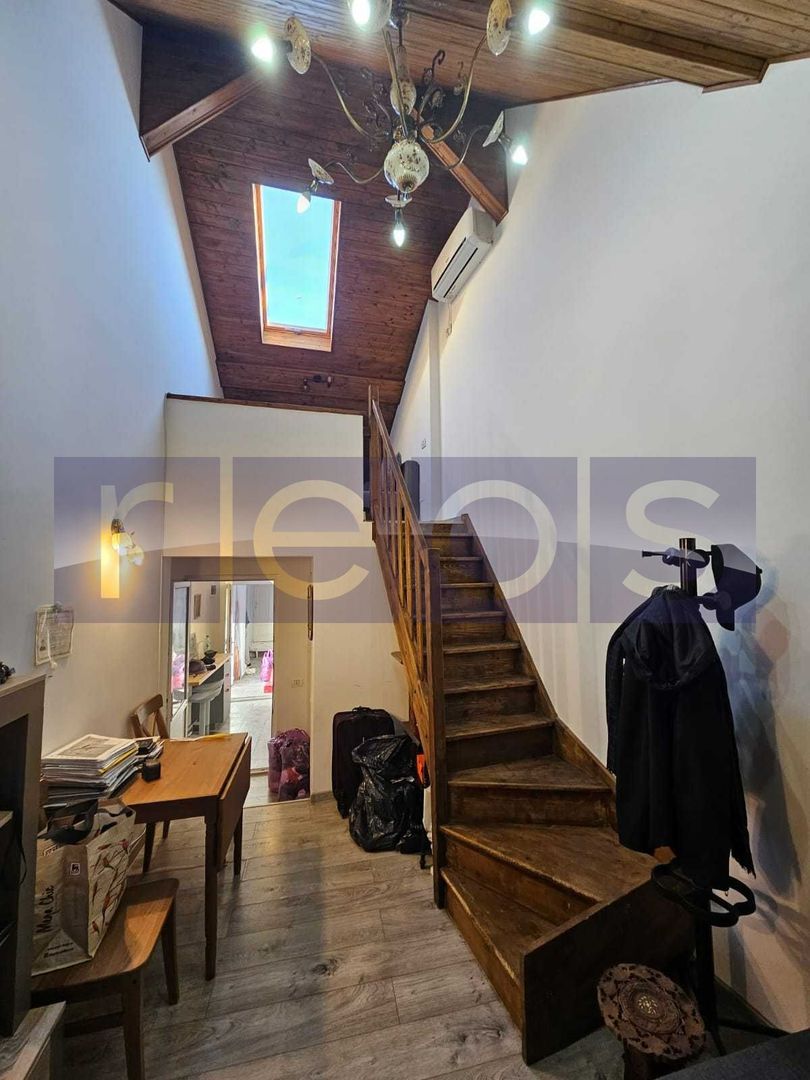 VANZARE GARSONIERA | ICOANEI | MANSARDA | MOBILATA SI UTILATA |  23 MP - Poză 1