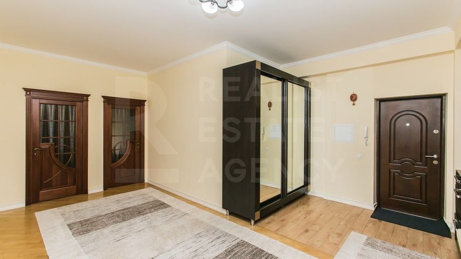 Chirie, apartament, 3 camere, Strada Sfatul Ţării, Centru - Poză 16