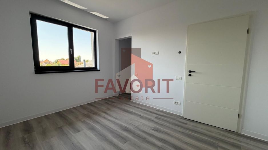 Duplex despartit | 5 camere | Garaj | Finisaje premium | 3 bai |Asfalt - Poză 12