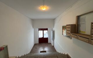 Apartament decomandat cu 3 camere in Florilor, strada Crinului - Poză 21