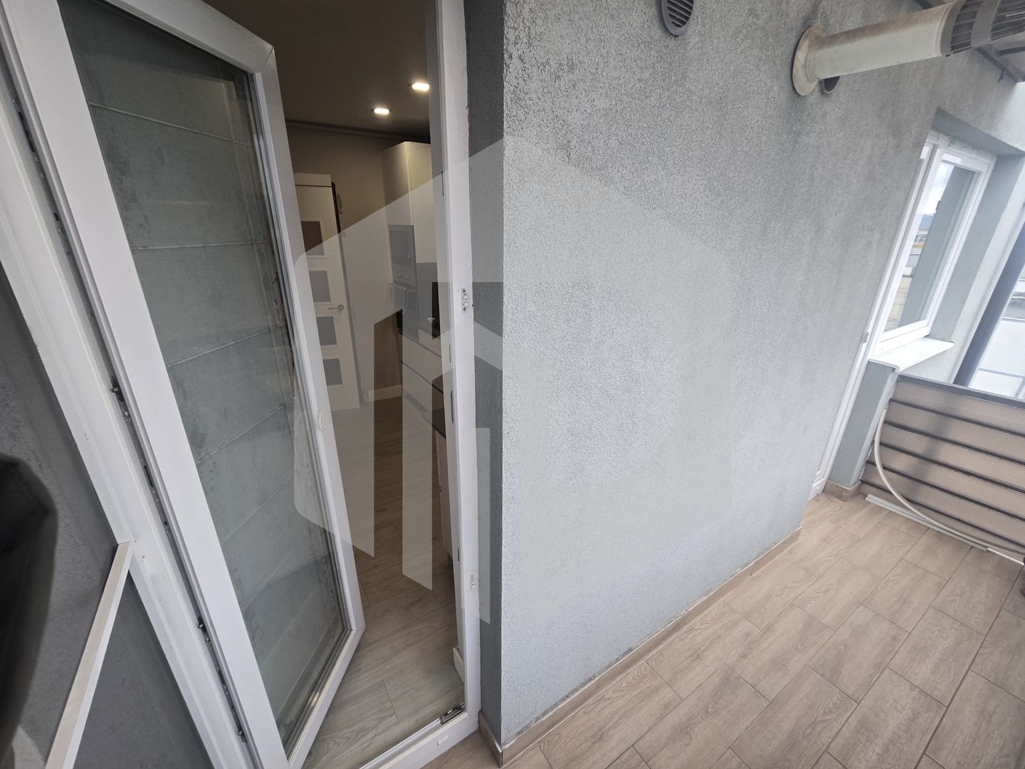 Apartament 3 camere 76 mpu Parcare Subterana 2 balcoane - Poză 17