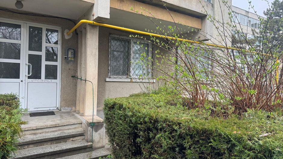 Tomis II | 3 camere decomandate | Garaj propriu | Boxă - Poză 2