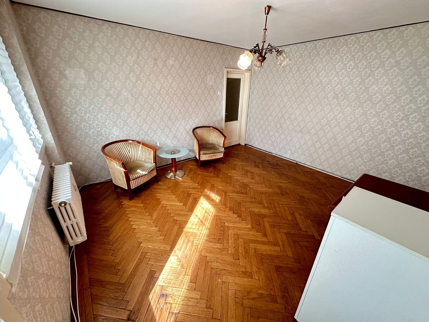 Apartament 3 camere de vânzare – Crângași | Etaj 1 | 2 balcoane A265 - Poză 1
