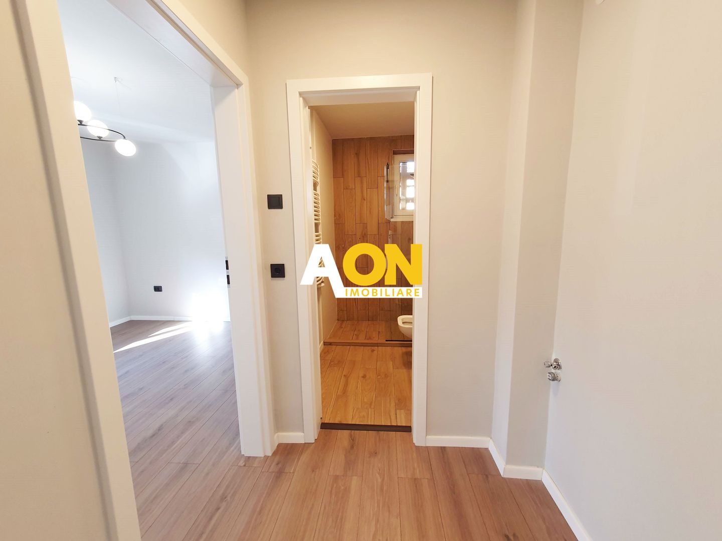 Apartament 2 camere, etaj 1, renovat complet, ultracentral - Poză 4