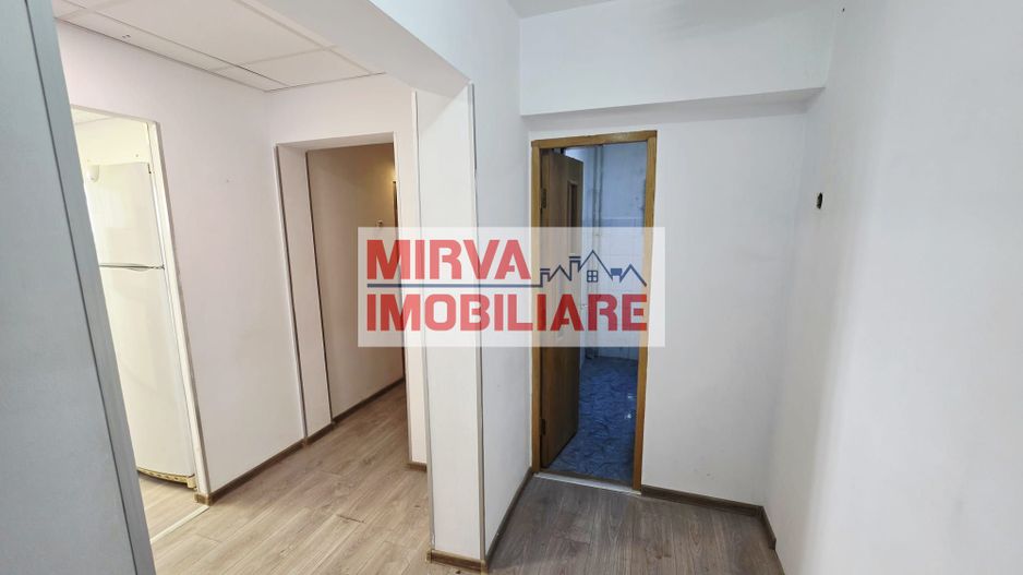 Apartament 3 camere, 2 băi cu geam, balcon generos – Republicii - Poză 11