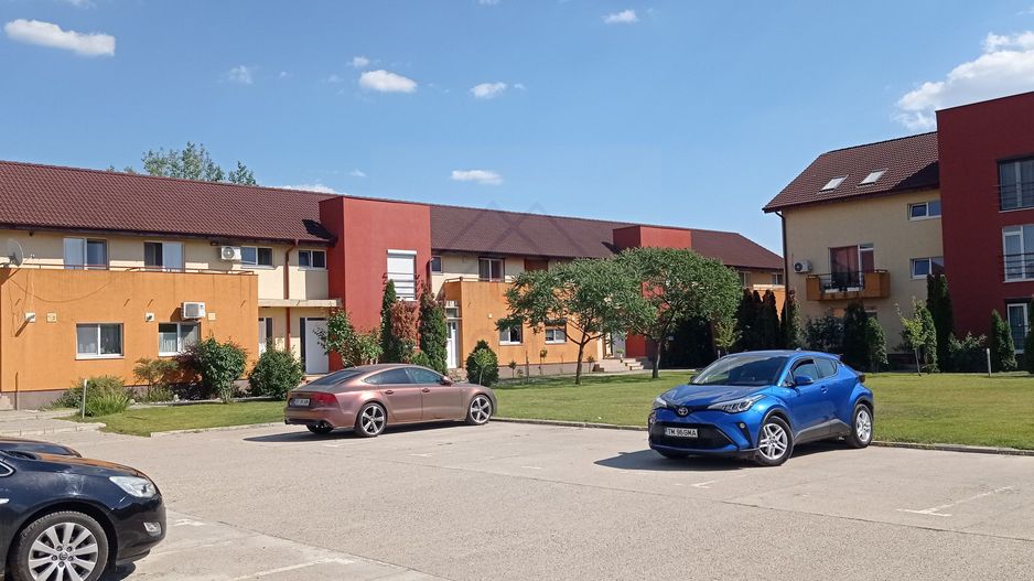 Apartament lux cu gradina proprie, Ferventia intre Lidl si padure. - Poză 3