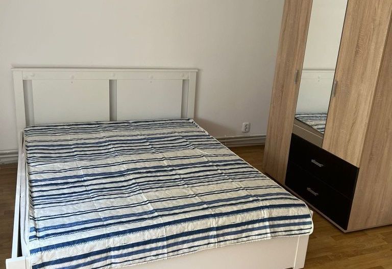 Inchiriez apartament 3 camere - Poză 3