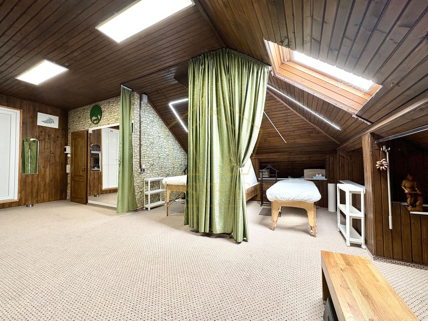 Comision 0 | Centru medical cu 6 cabinete individuale | Mosnita Noua - Poză 25