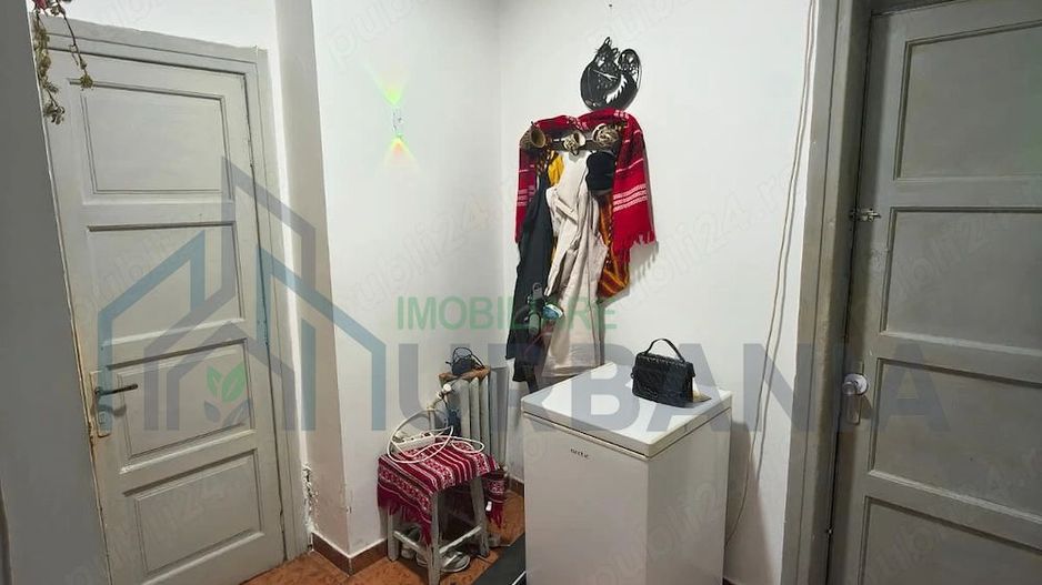 Apartament 3 camere decomandat, clădire istorică 1950, centrul Iașului – Potențial lux/business - Poză 3