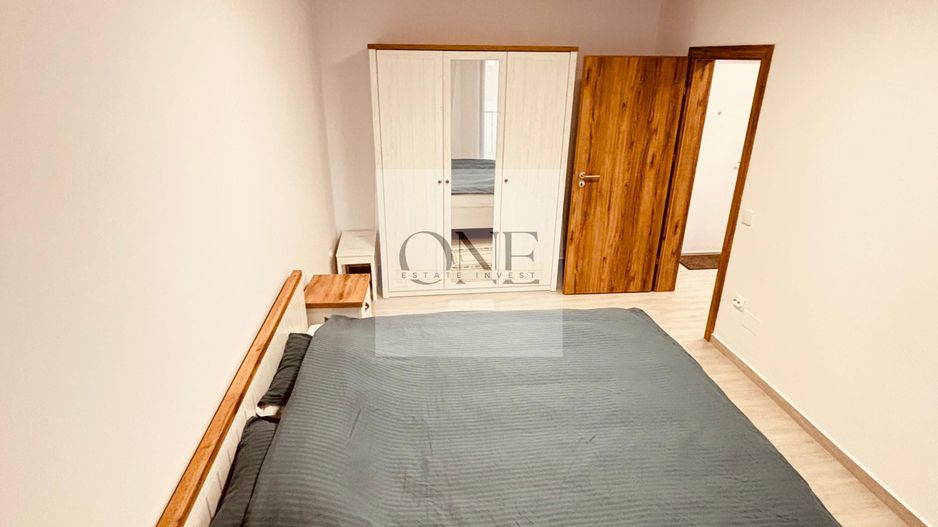 Apartament Spațios Curte Proprie Cristian - Poză 9