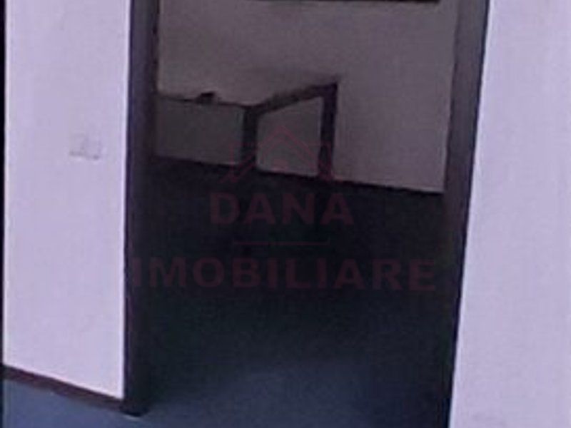 SPAȚIU COMERCIAL ÎN REȘIȚA, zona Govândari VÂNZARE\ COMISION O% - Poză 8