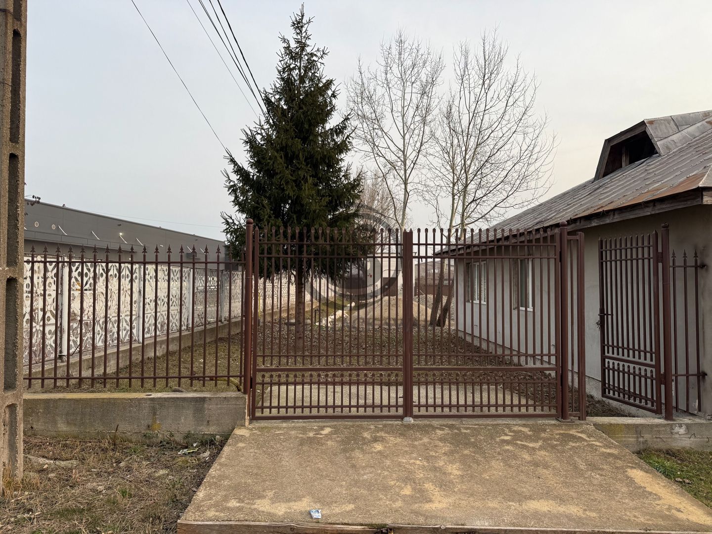 Casa / Spatiu birouri de vanzare | 1.153 mp teren | Kaufland - Moreni - Poză 5