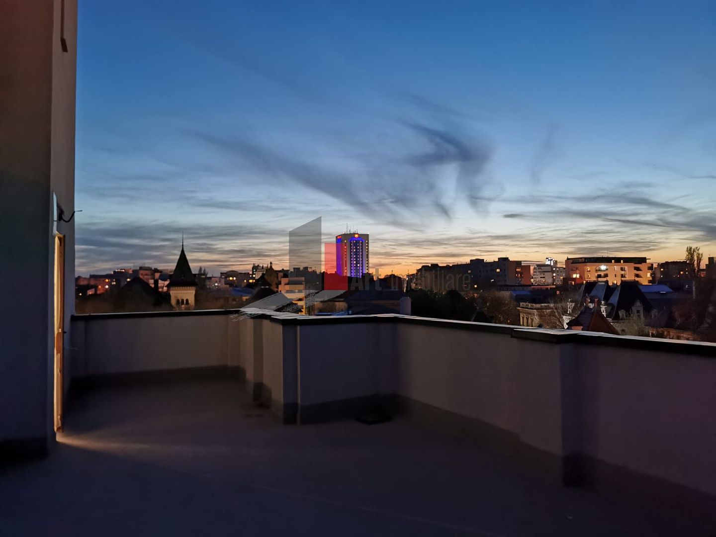 Apartament "COBERTURA", PENTHOUSE "PIATA SPANIEI", TERASA 63 mp, CONSOLIDAT 1978 - Poză 11