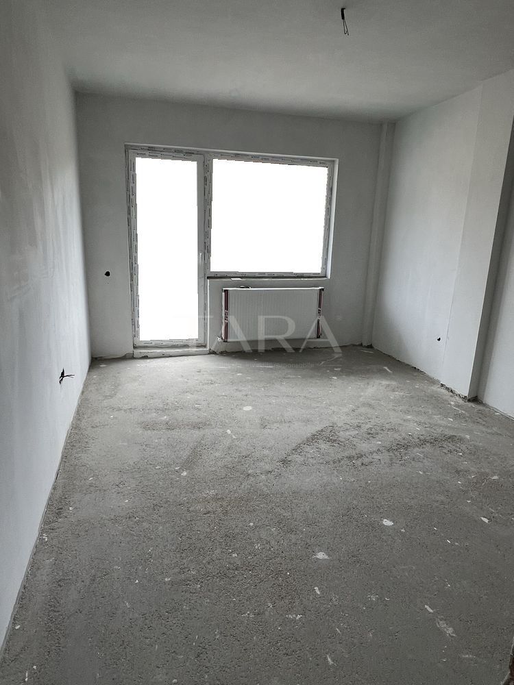 Apartament 3 camere in Floresti, zona Panemar parcare inclusă. - Poză 1