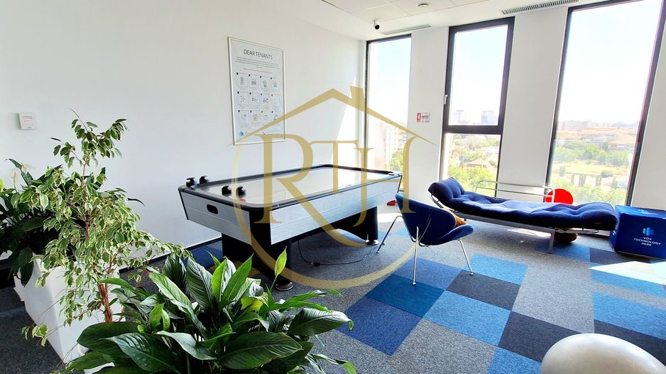 Birouri premium all-inclusive în VOX Technology Park - Poză 21