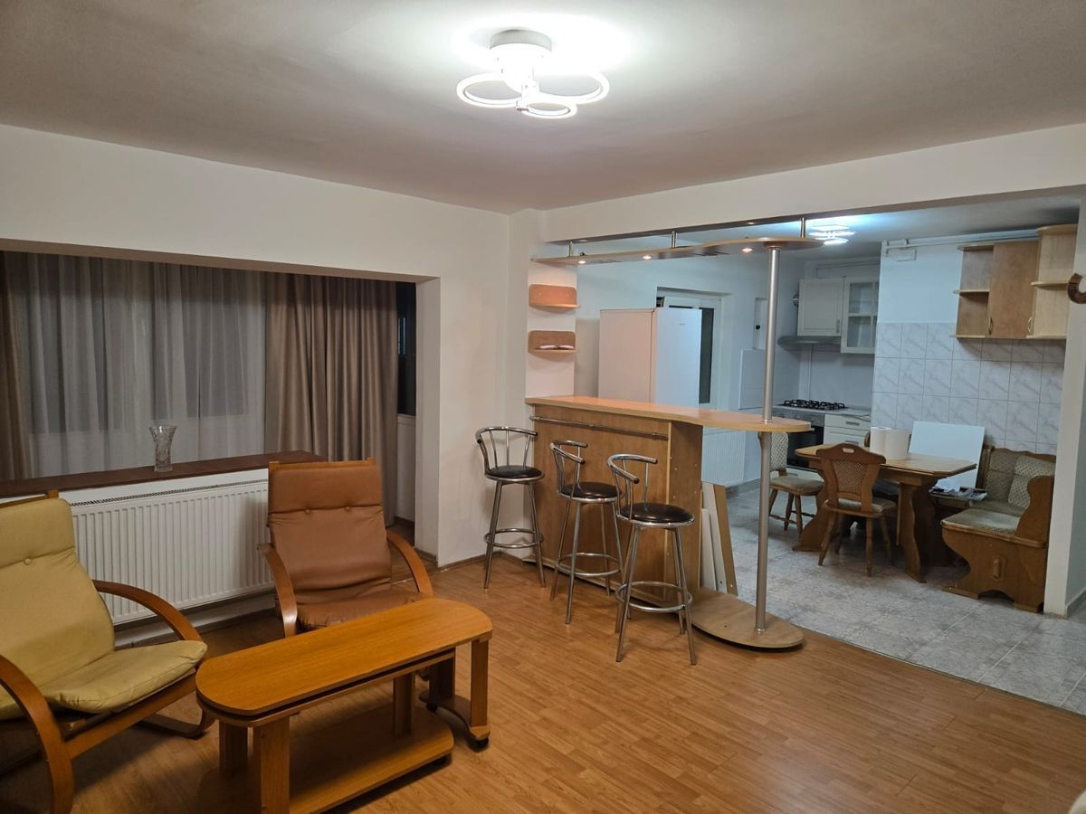 Închiriez apartament 2 camere, Mall Vitan, mobilat, metrou 4 minute - Poză 4