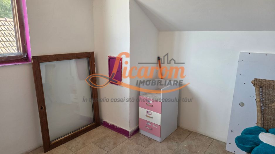 Garsoniera in casa, comuna Cristian,mobilata si utilata. - Poză 9