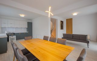 Casă în Cisnădioara I 550 mp Teren I 177 mp utili I Vedere catre Cetate - Poză 1