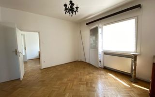 Apartament ultracentral cu vedere superbă, super investiție - Poză 4