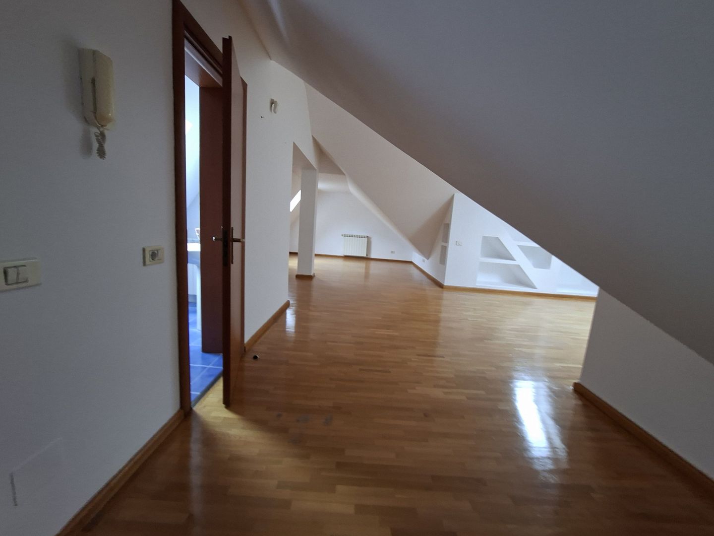 Vilă luminoasă I Gradina mare si loc de joacă privat I Iancu Nicolae - Poză 40