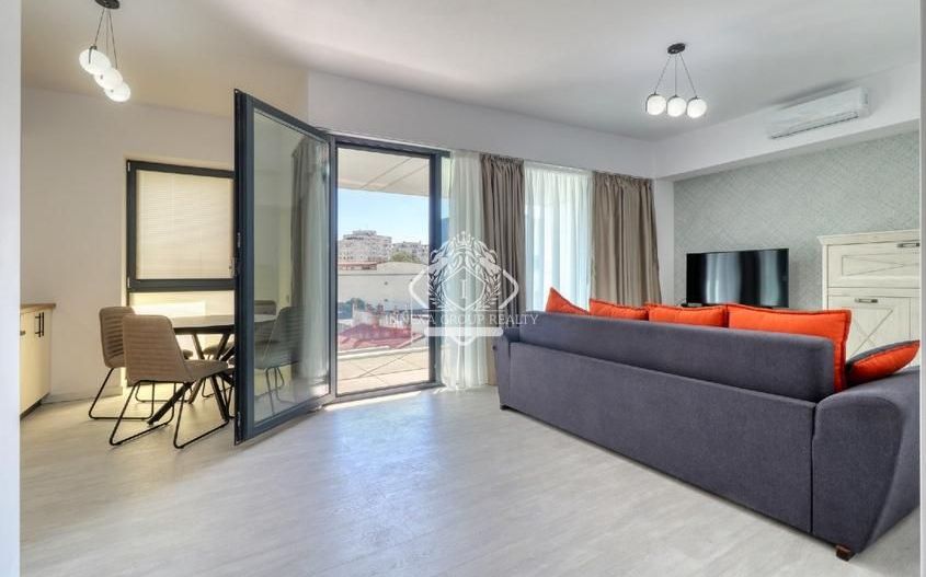 Apartament  3 camere premium in zona Decebal - prima inchiriere - parcare - Poză 1