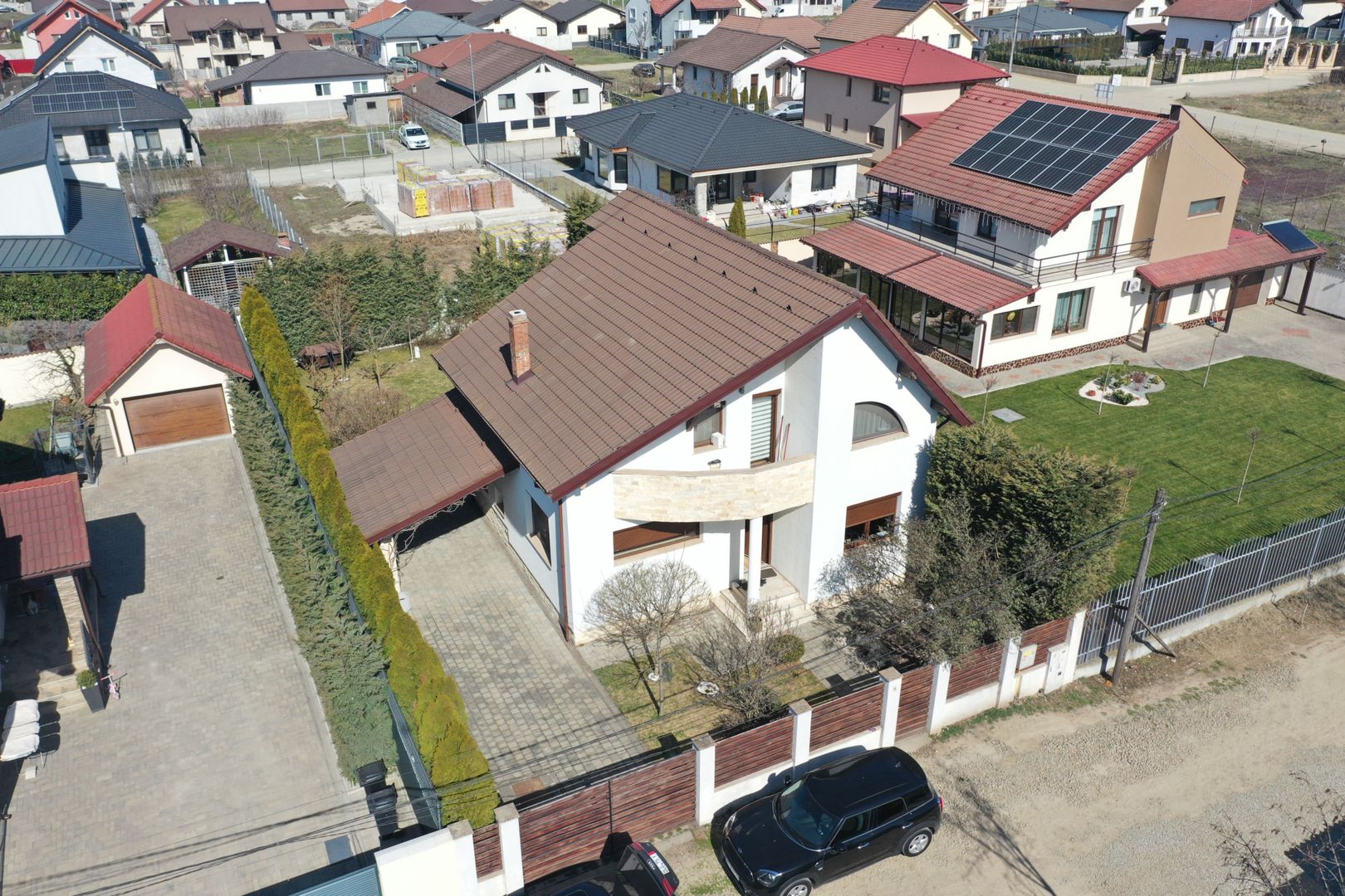 Casa de Vânzare - Poză 1